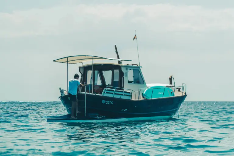 alquiler barco llaut menorca macarella